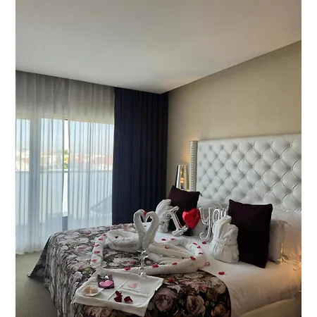 Szálloda De Plaza &