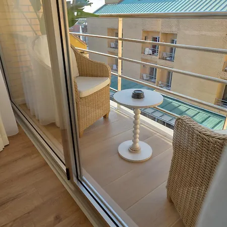 De Plaza & Отель 4*