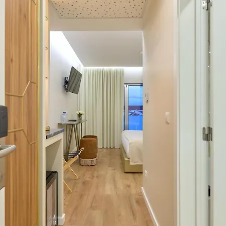 De Plaza & Szálloda 4*