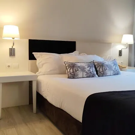 De Plaza & Hotel 4*